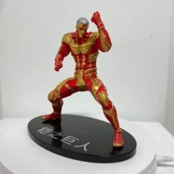 Figurine Titan Cuirassé - District SNK