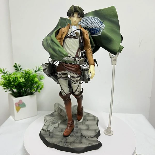 Figurine Livaï Marche - District SNK 1 Figurine Livaï Marche - District SNK