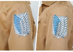 Veste Du Bataillon D'exploration - Synthétique - District SNK 10 Veste Du Bataillon D'exploration - Synthétique - District SNK -Titan Cosplay Soldes Magasin Veste Bataillon detail logo